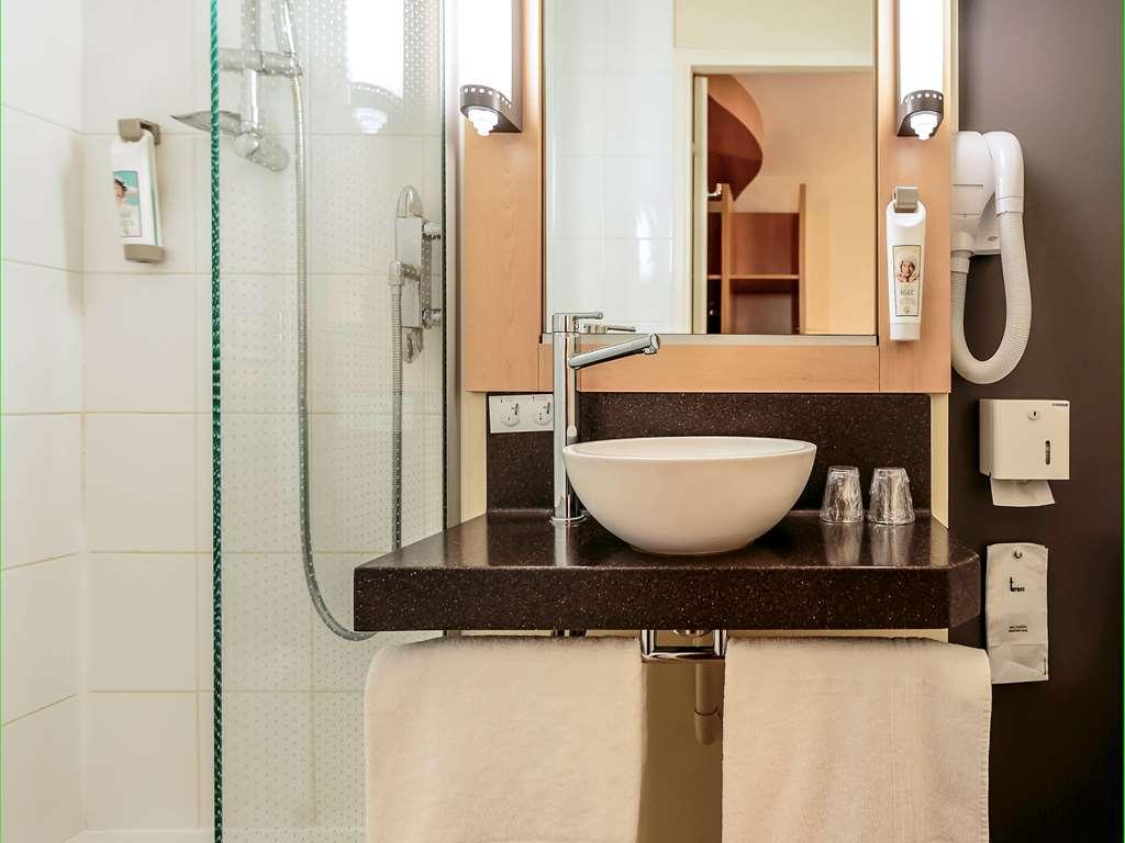 Ibis Clermont Ferrand Sud Herbet Ruang foto