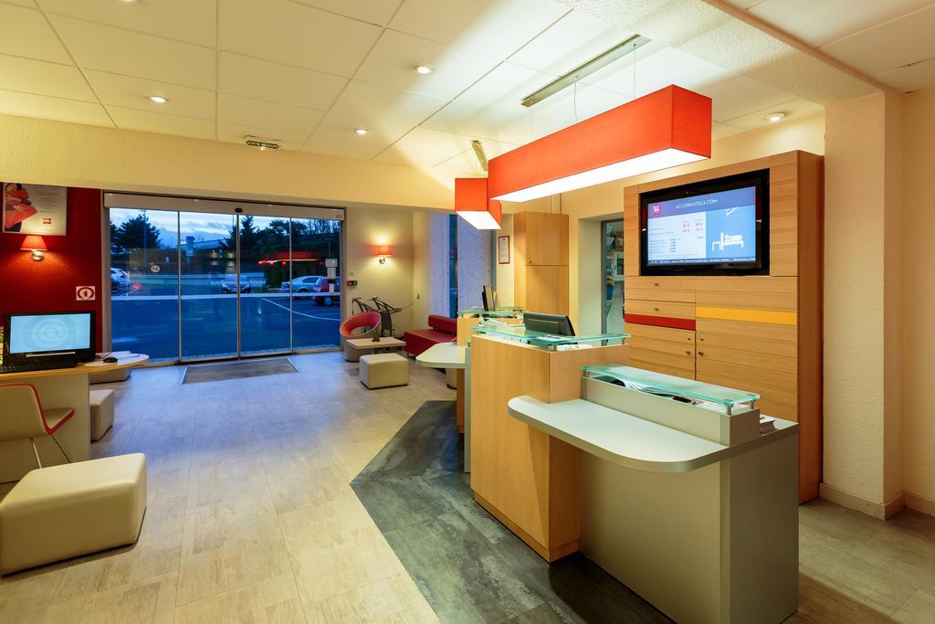 Ibis Clermont Ferrand Sud Herbet Bagian luar foto