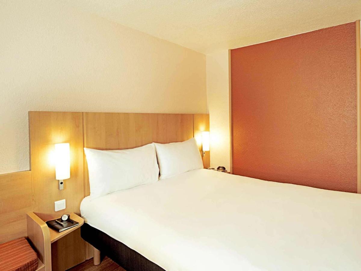 Ibis Clermont Ferrand Sud Herbet Bagian luar foto
